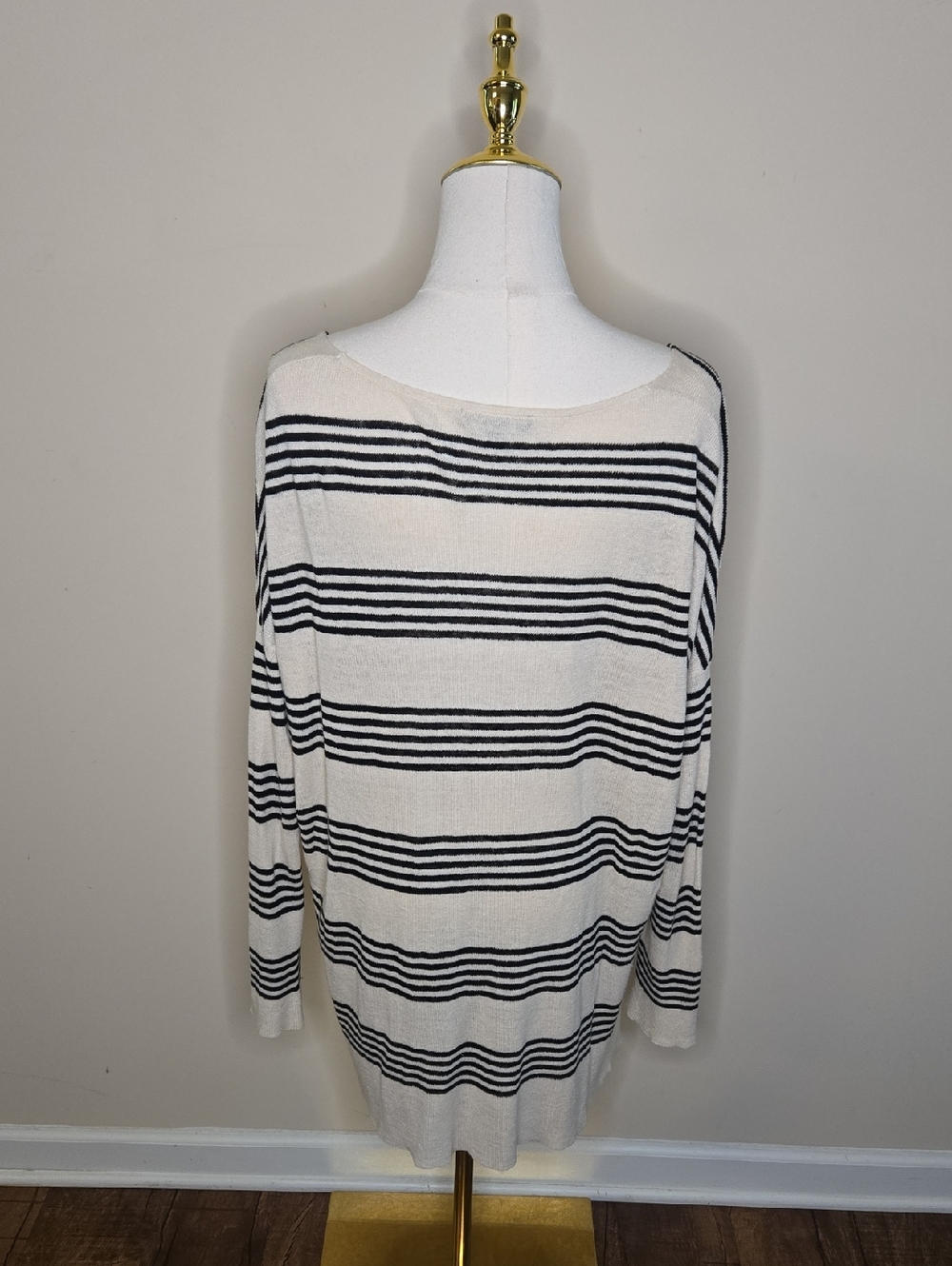 Ann Taylor Striped Linen Blend Sweater Coastal Grandmother Nautical Minimalist - Picture 4 of 8